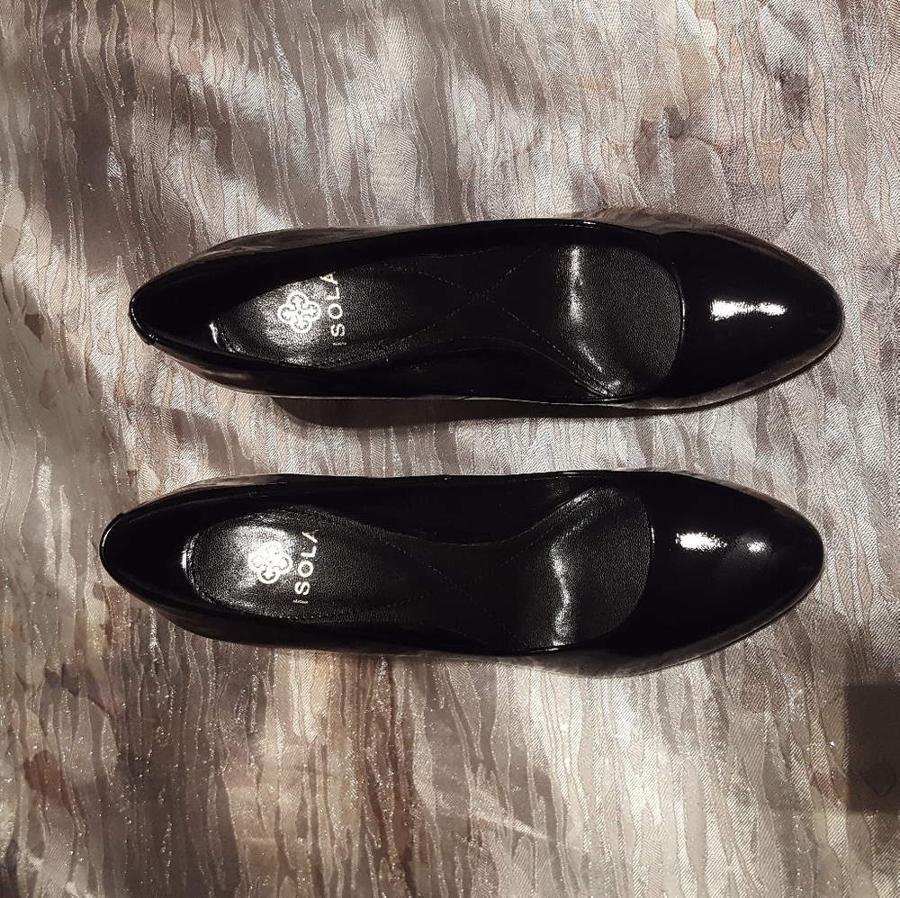 NEW Women's heels